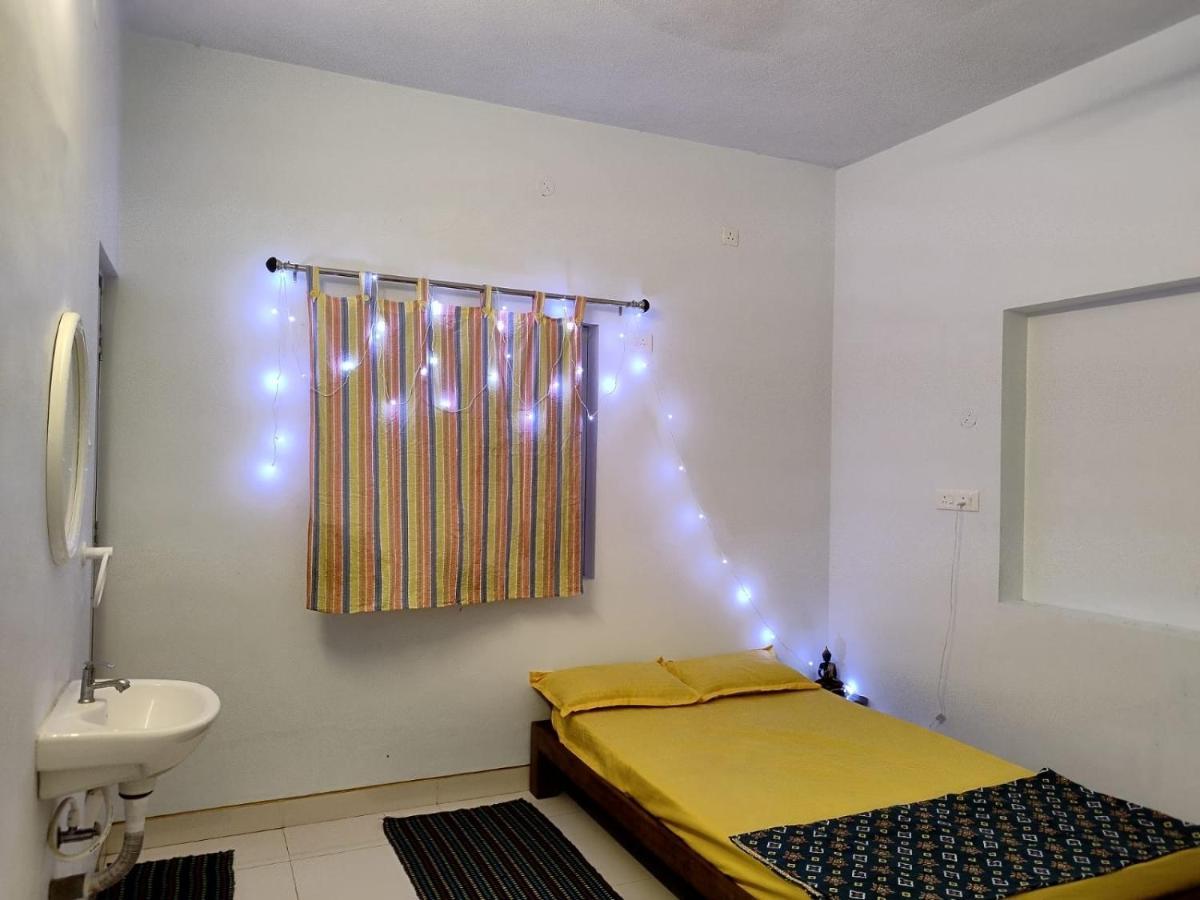 Funk Monk Hostel Auroville Ngoại thất bức ảnh