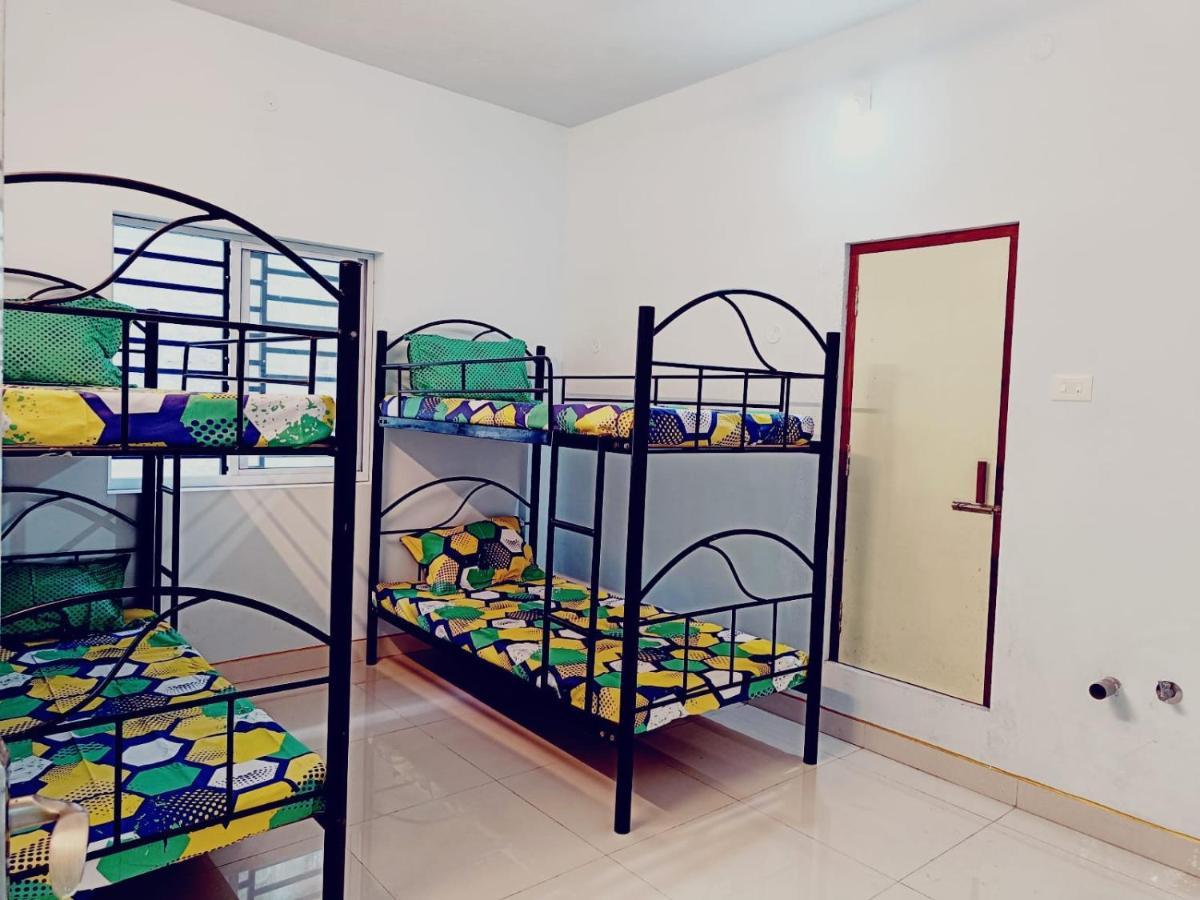 Funk Monk Hostel Auroville Ngoại thất bức ảnh
