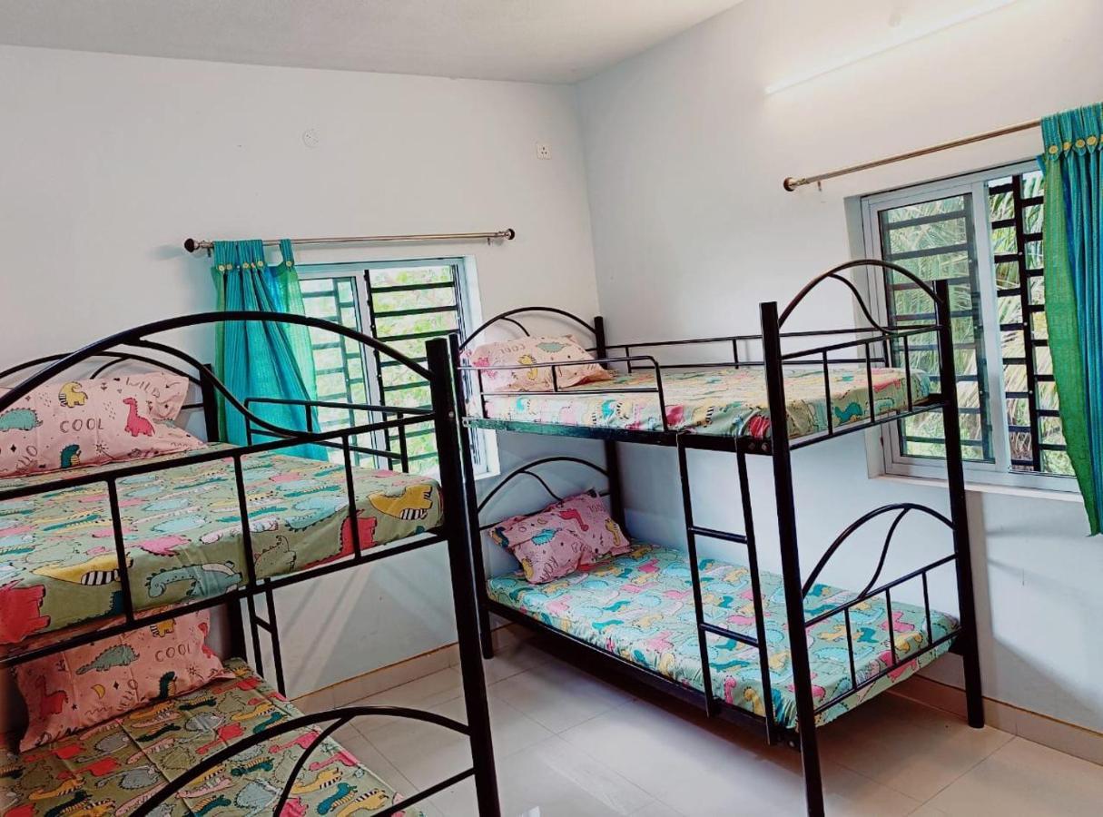 Funk Monk Hostel Auroville Ngoại thất bức ảnh